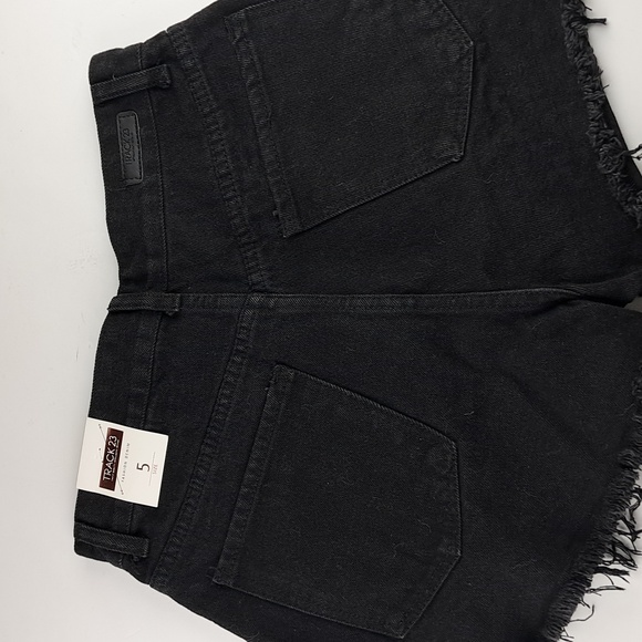 Track 23 Fashion Black Extreme Front Distressed Fashion Denim Size 5, 5-Pocket - Picture 7 of 7